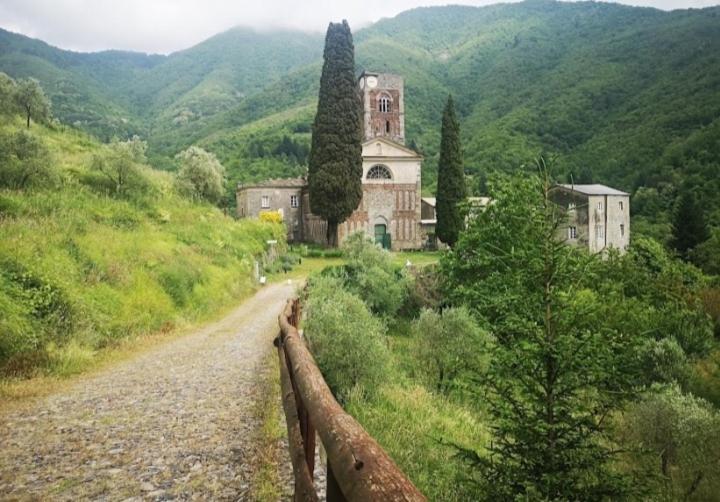 La Casa Di Amelia Villa Borzonasca Luaran gambar